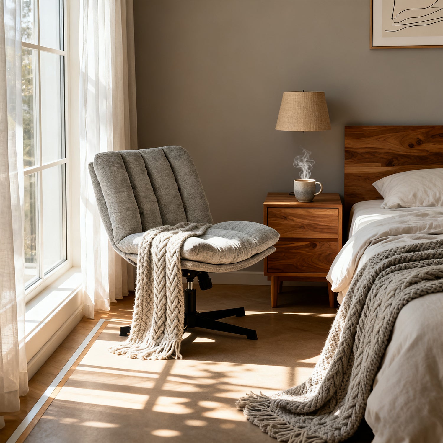 Fauteuil de relaxation réglable et pivotant avec accoudoirs et assise épaisse en chenille gris - CONFOD