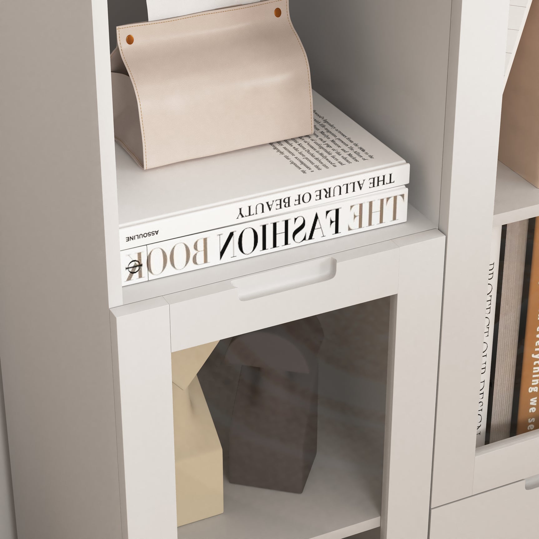 Buffet en MDF laqué blanc 65x30x100 cm avec portes vitrées, tiroir et espaces de rangement ouverts, idéal pour salon, chambre ou entrée
