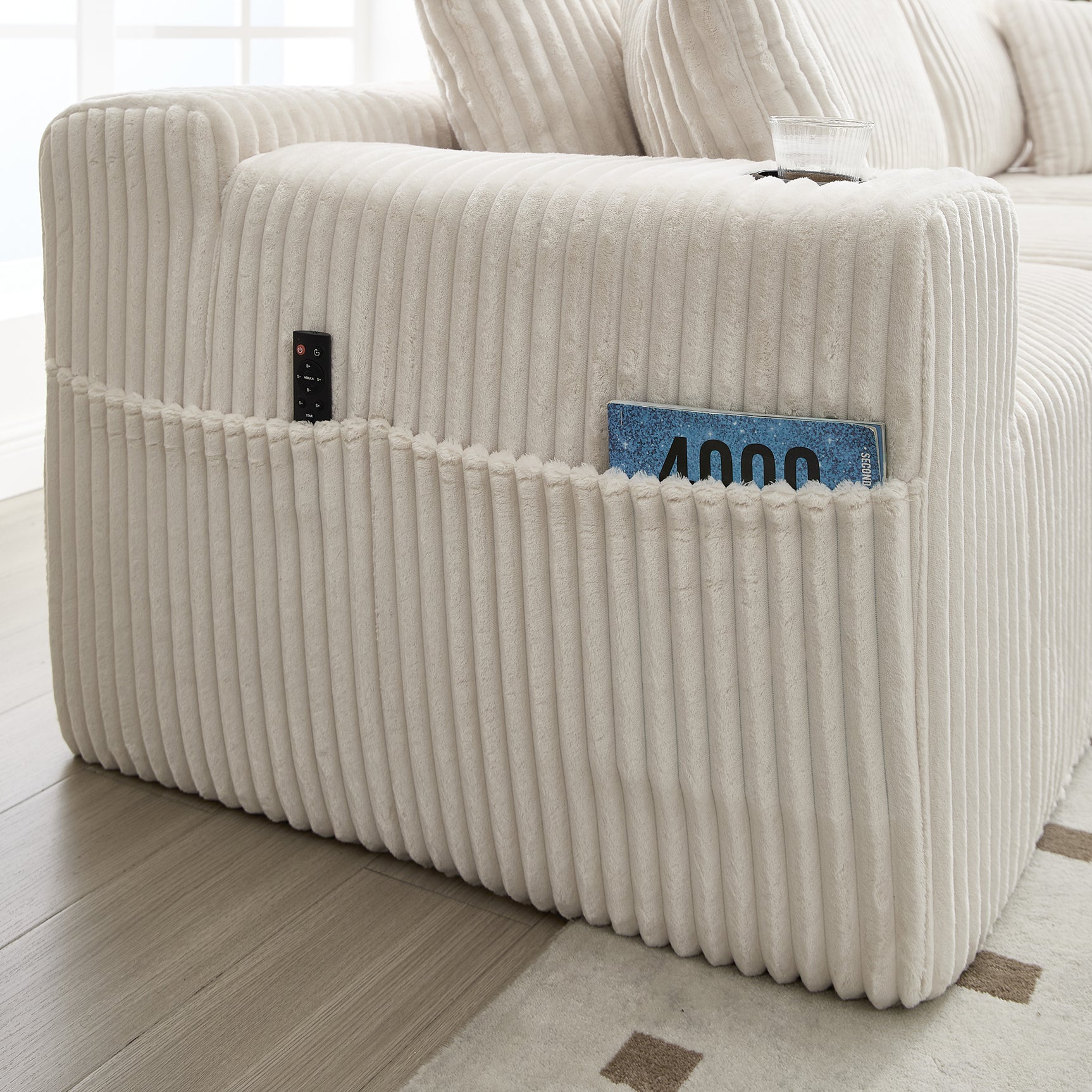 2-Sitzer-Schlafsofa aus dunkelgrauem Stoff mit Seitentaschen, modernes Schlafsofa