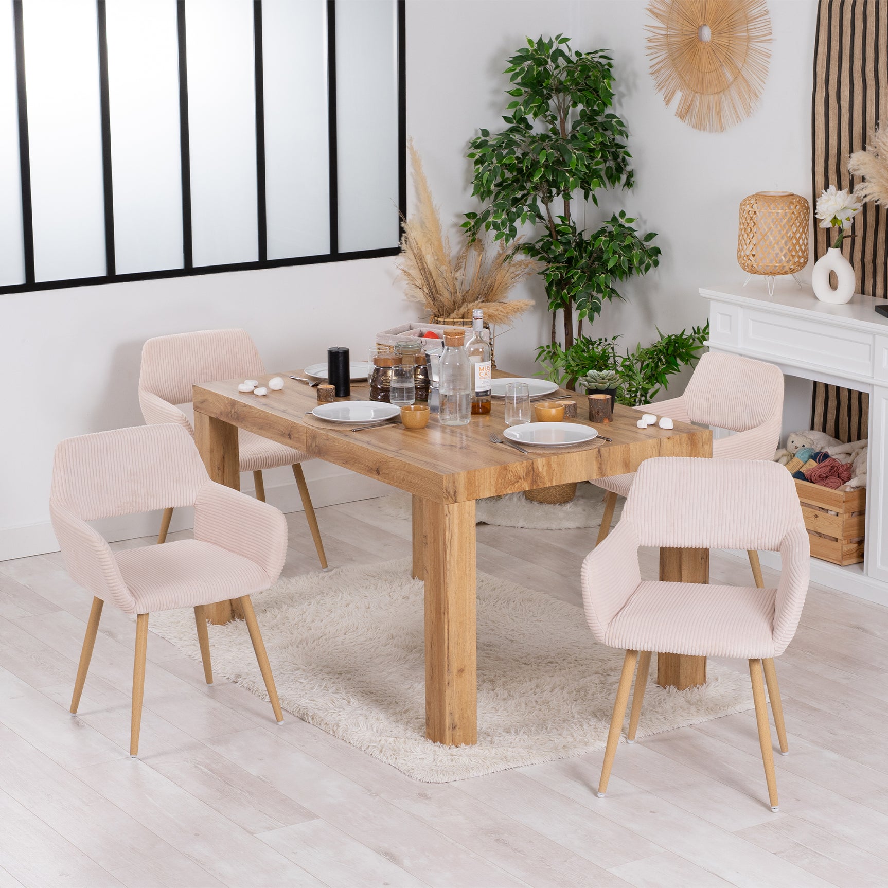 Lot de 2 fauteuils de salle à manger scandinaves avec accoudoirs en velours côtelé beige - CROMWELL CORDUROY