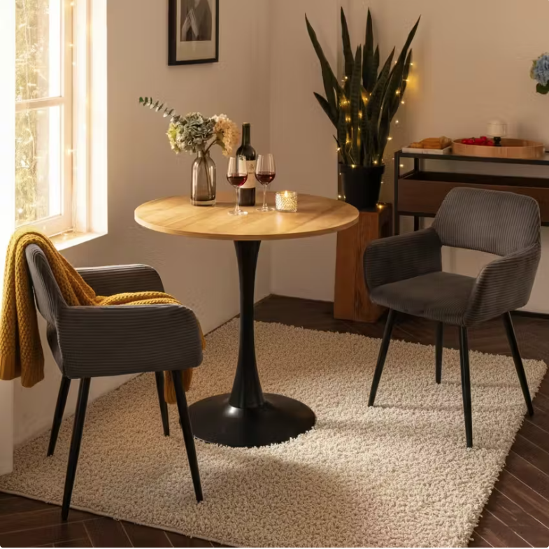 Ensemble de salle à manger de style scandinave comprenant une table ronde en chêne et 2 chaises en velours côtelé gris
