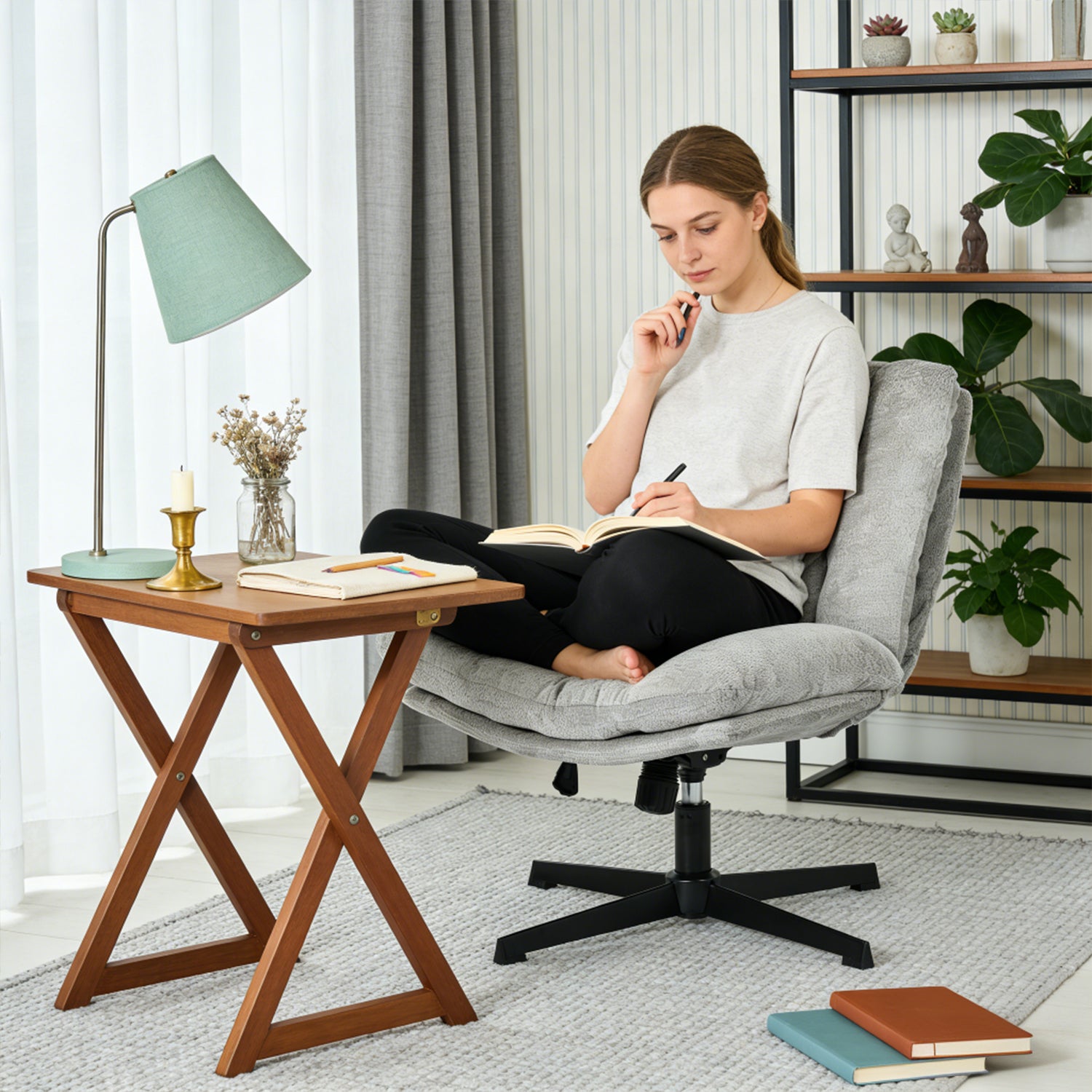 Fauteuil de relaxation réglable et pivotant avec accoudoirs et assise épaisse en chenille gris - CONFOD