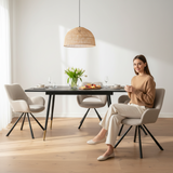 Round Table Table Table Table Timber Ø80 cm with 4 black velvet chairs, modern and comfortable style